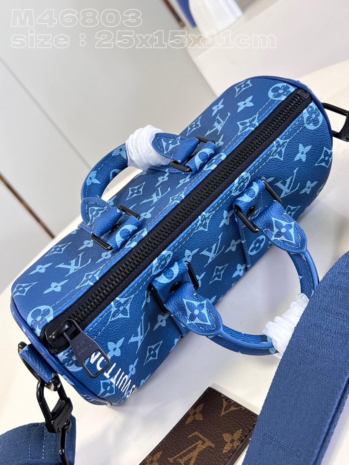 l**is V*t*n keepall bandoulière 25