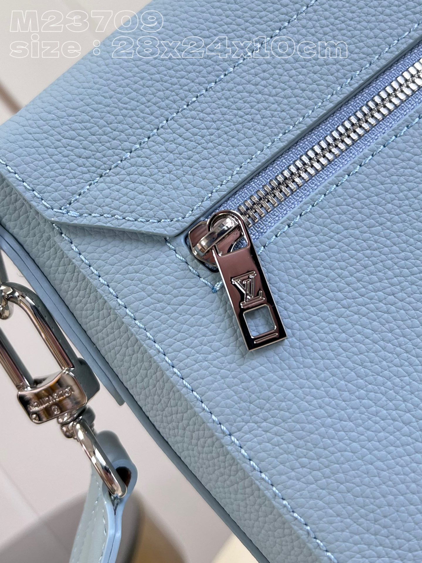 l**is V*t*n takeoff messenger