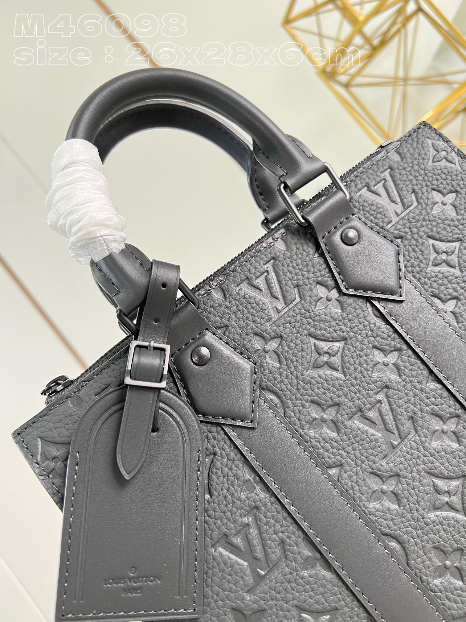 l**is V*t*n sac plat cross handbag