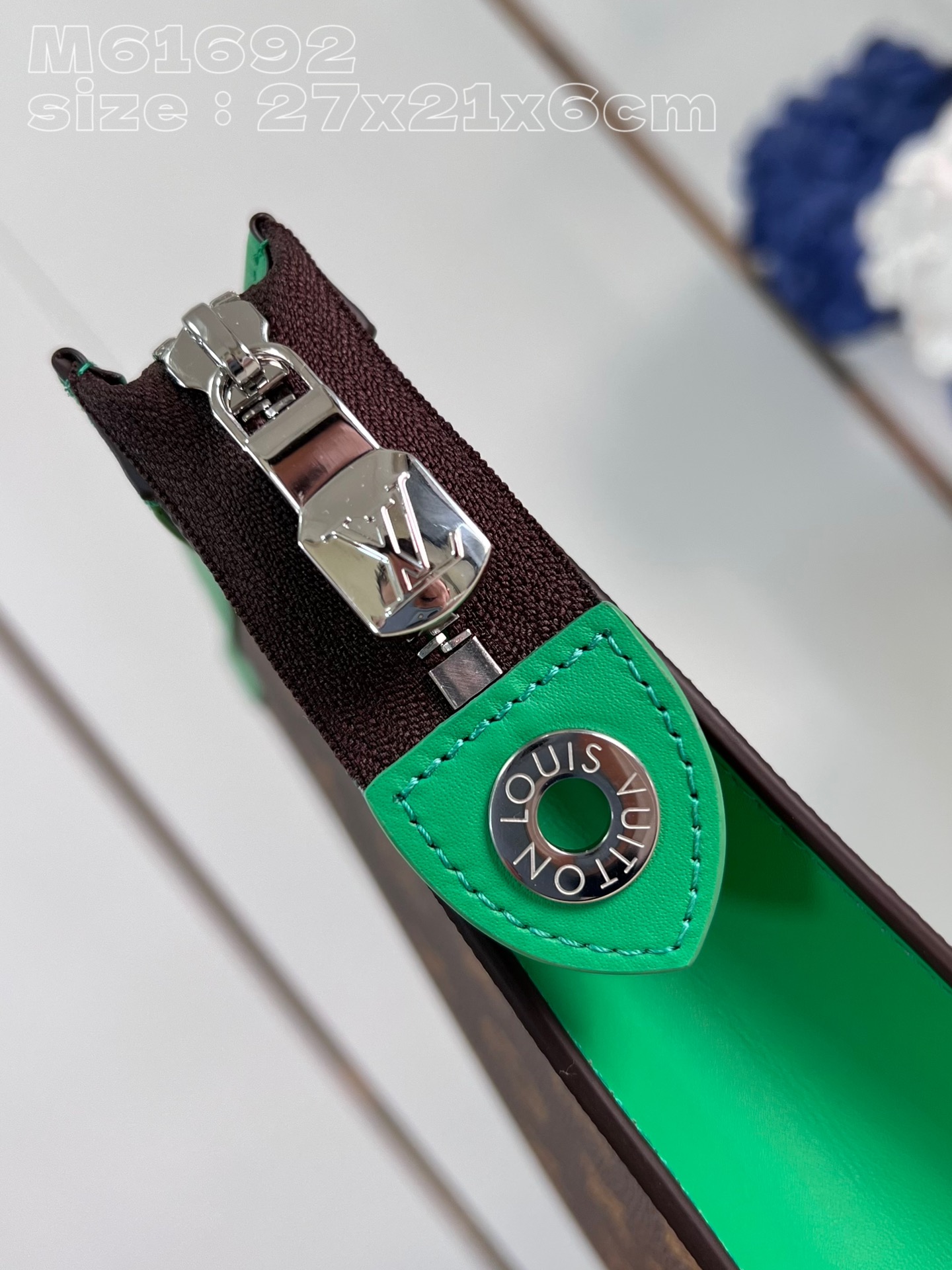 l**is V*t*n pochette voyage mm