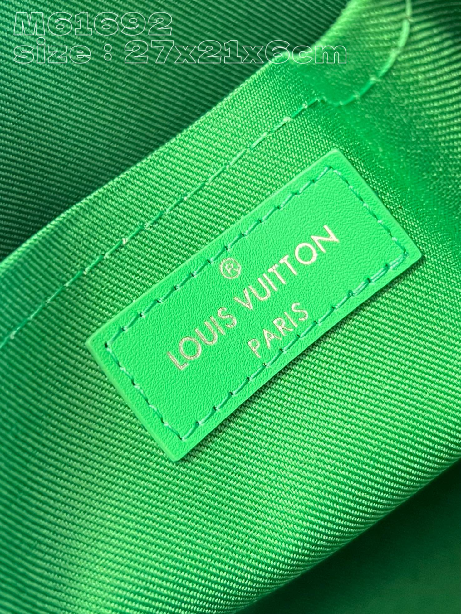 l**is V*t*n pochette voyage mm