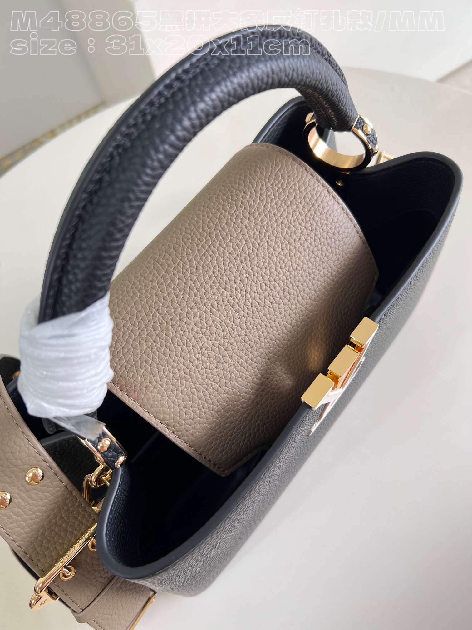 l**is V*t*n capucines mm handbag