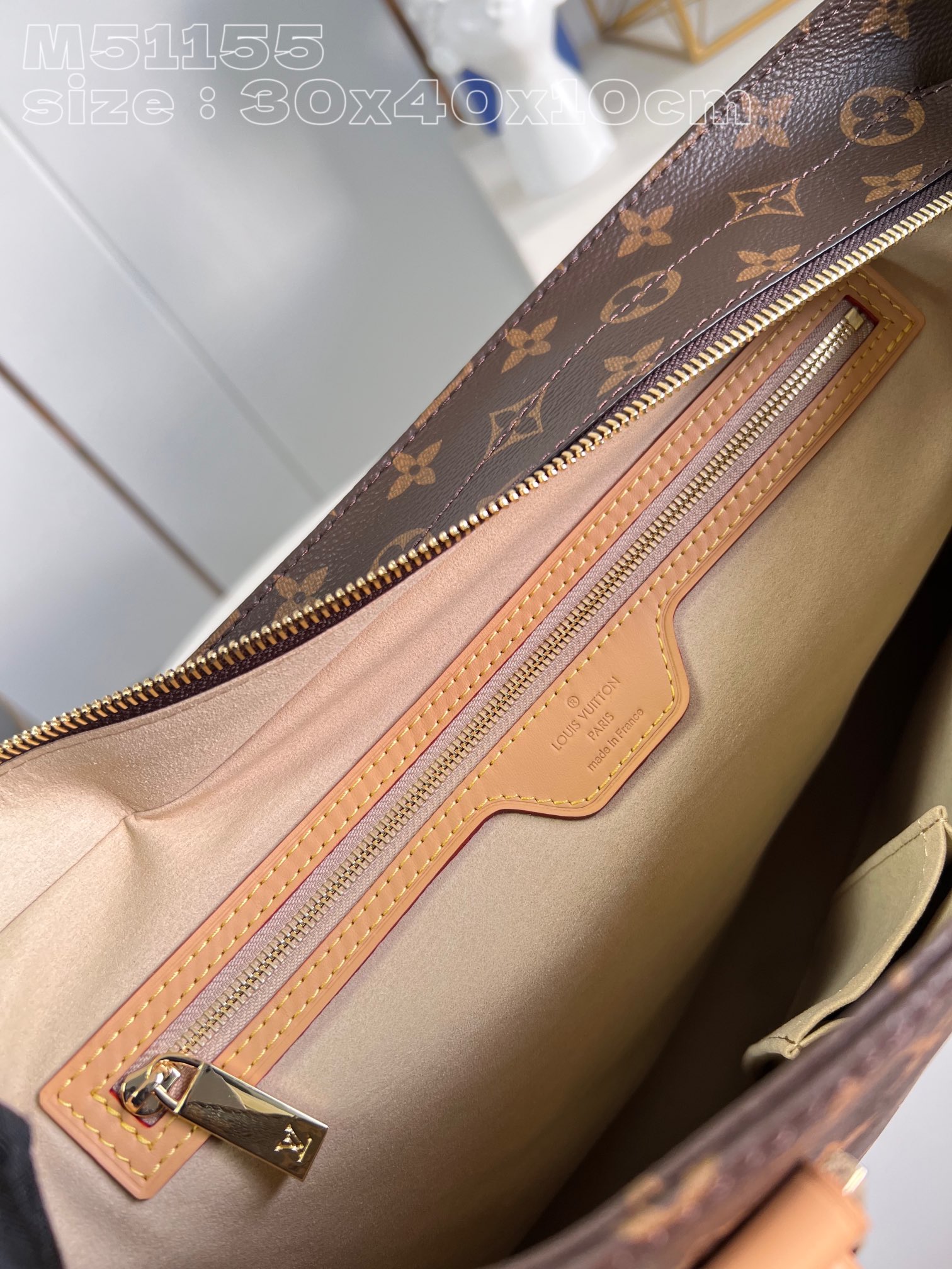l**is V*t*n shopping bag