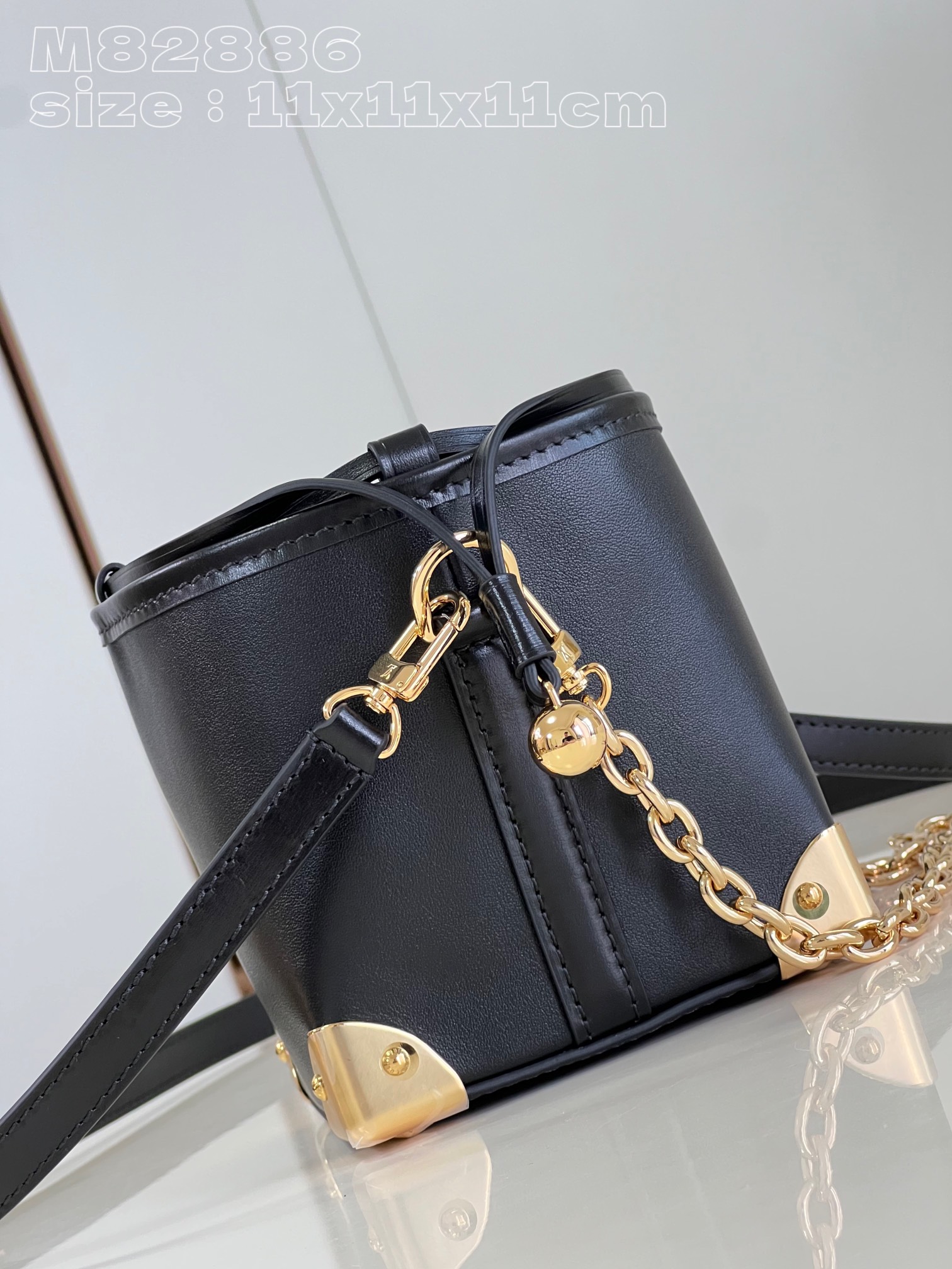 l**is V*t*n online only