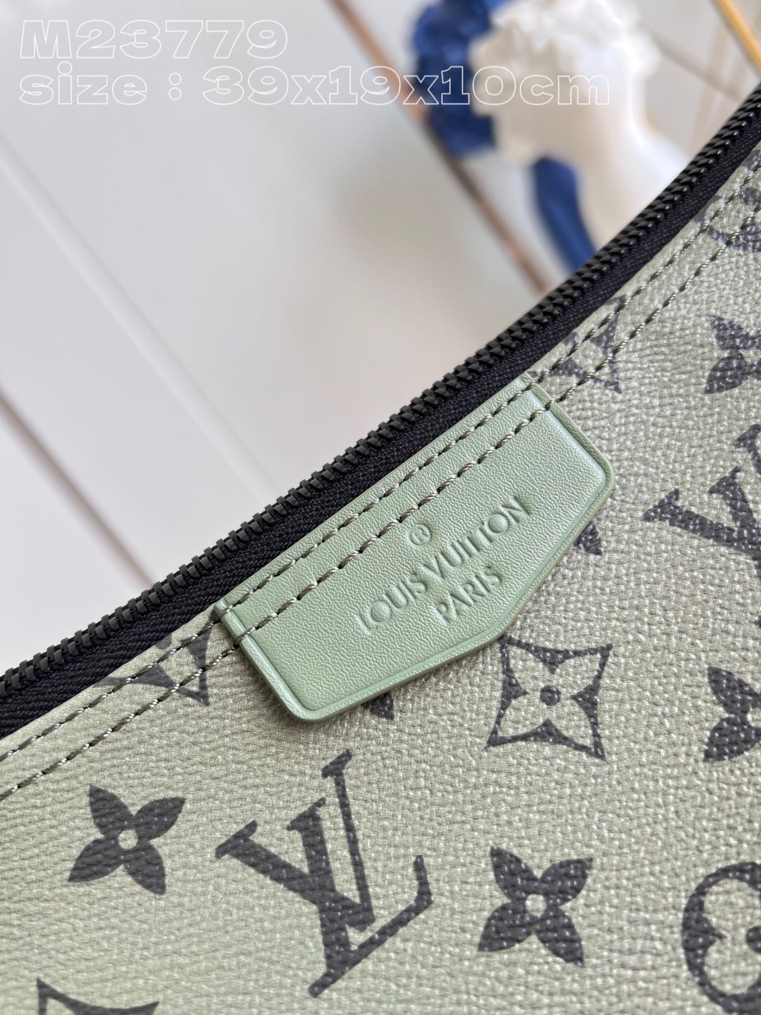 l**is V*t*n hamac bag