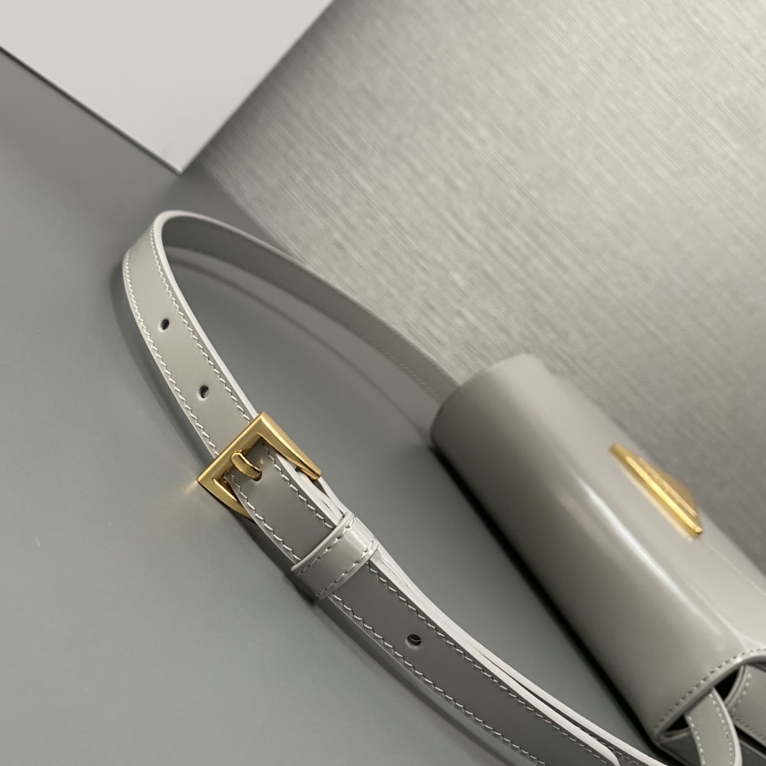 Pra*a medium brushed leather handbag