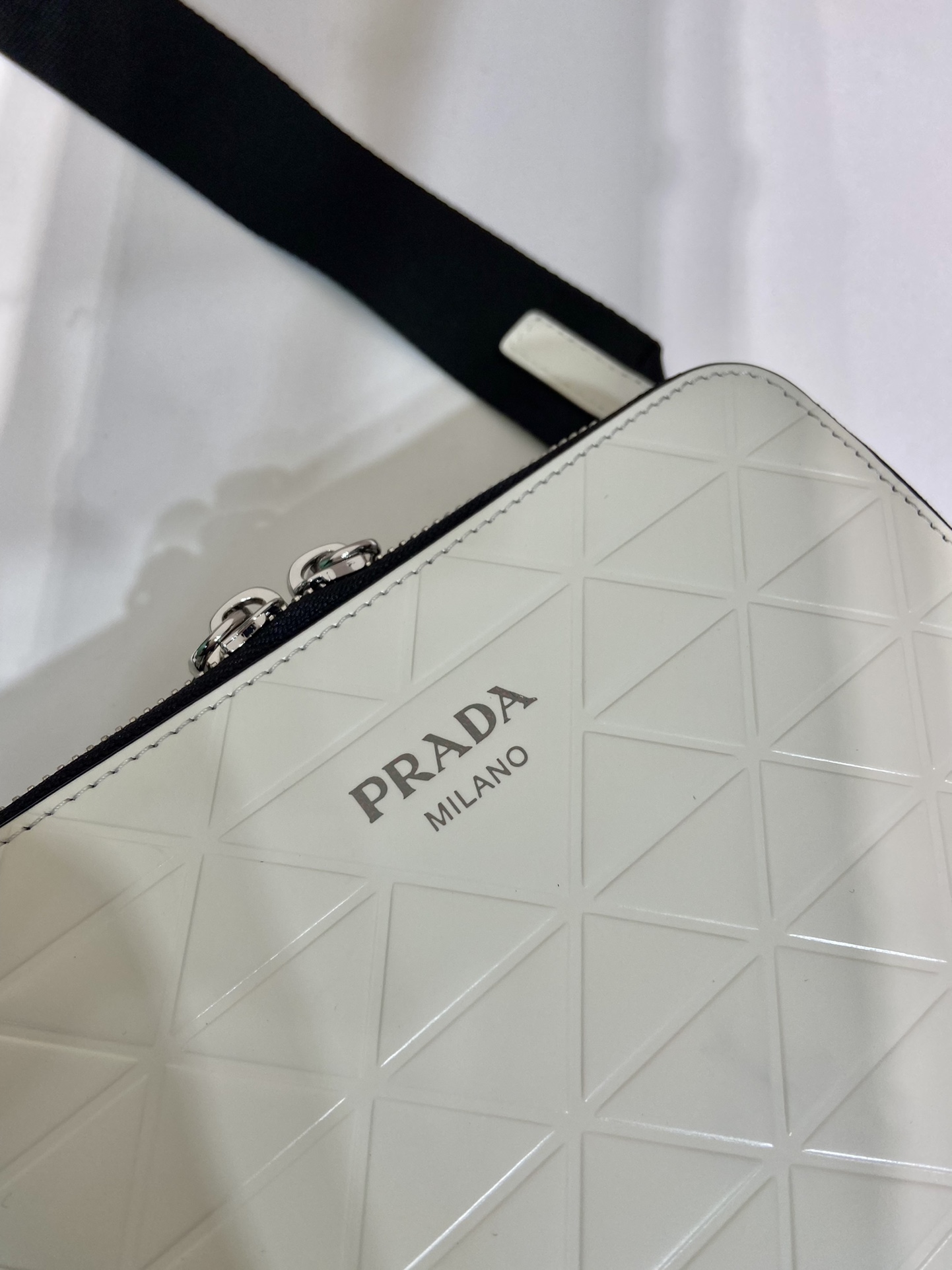 Pra*a small Pra*a brique leather bag