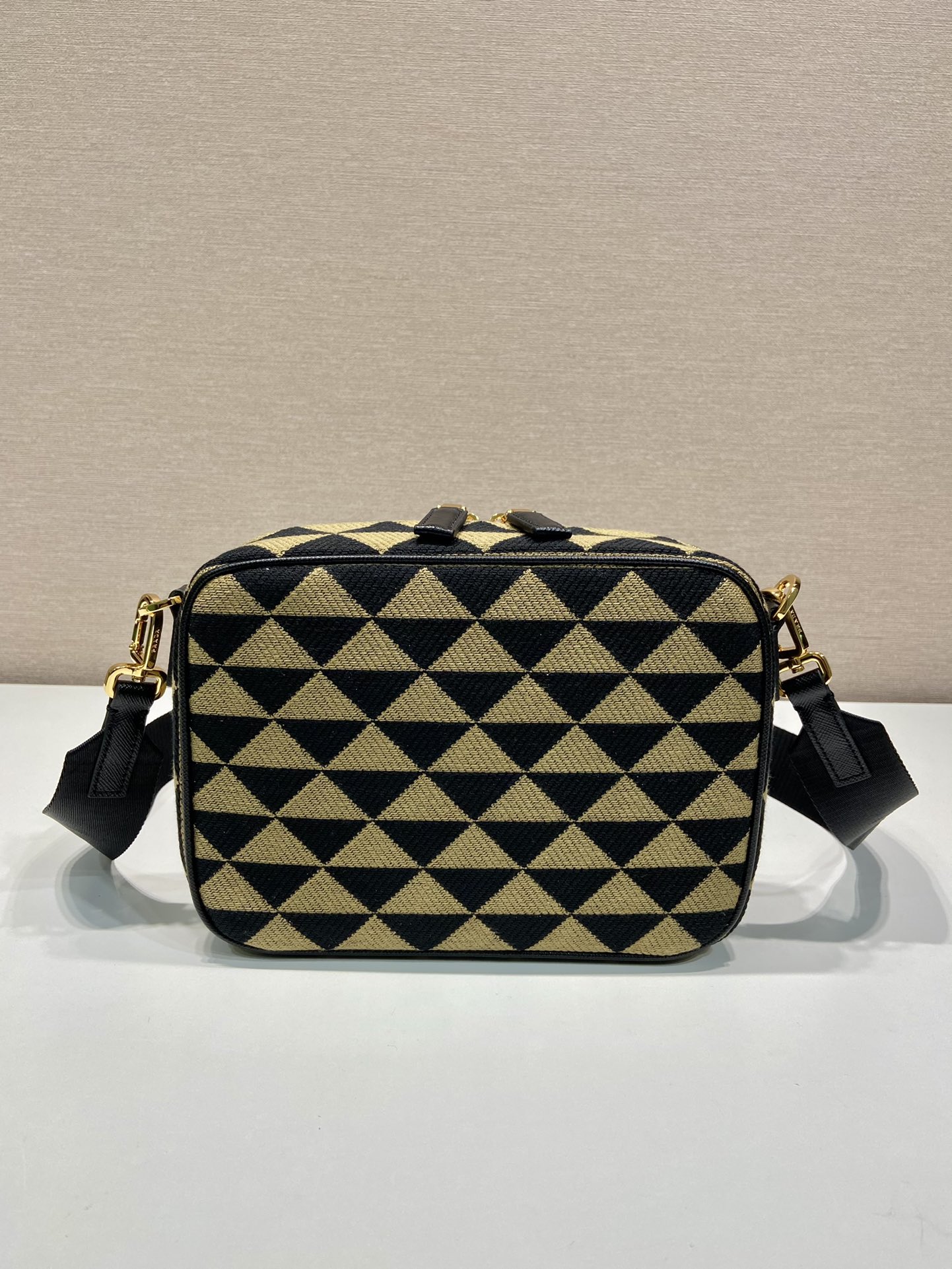 medium Pra*a brique bag