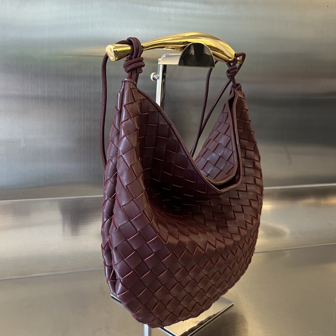 bo*te*ga Ve*ne*ta medium sardine