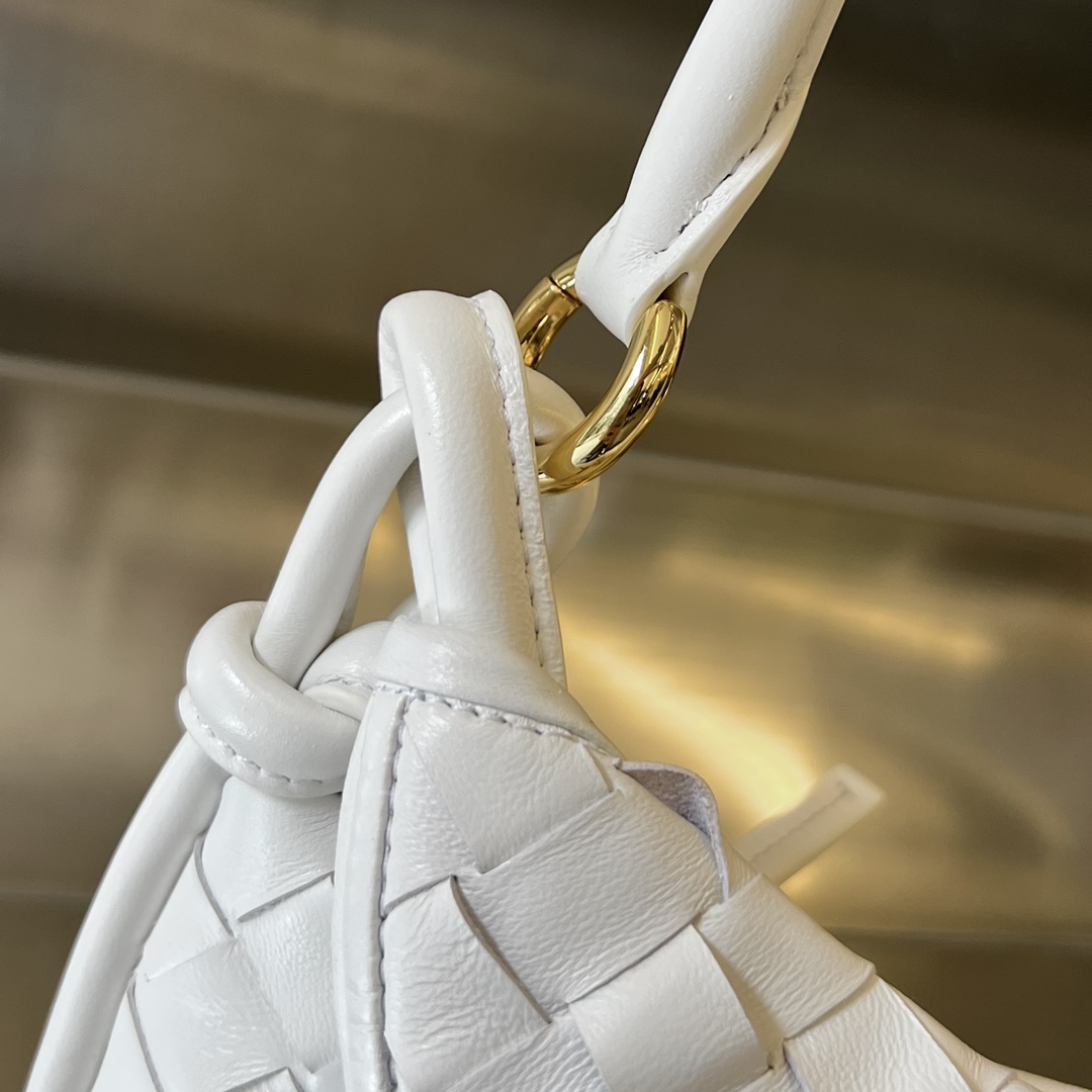 bo*te*ga Ve*ne*ta small gemelli