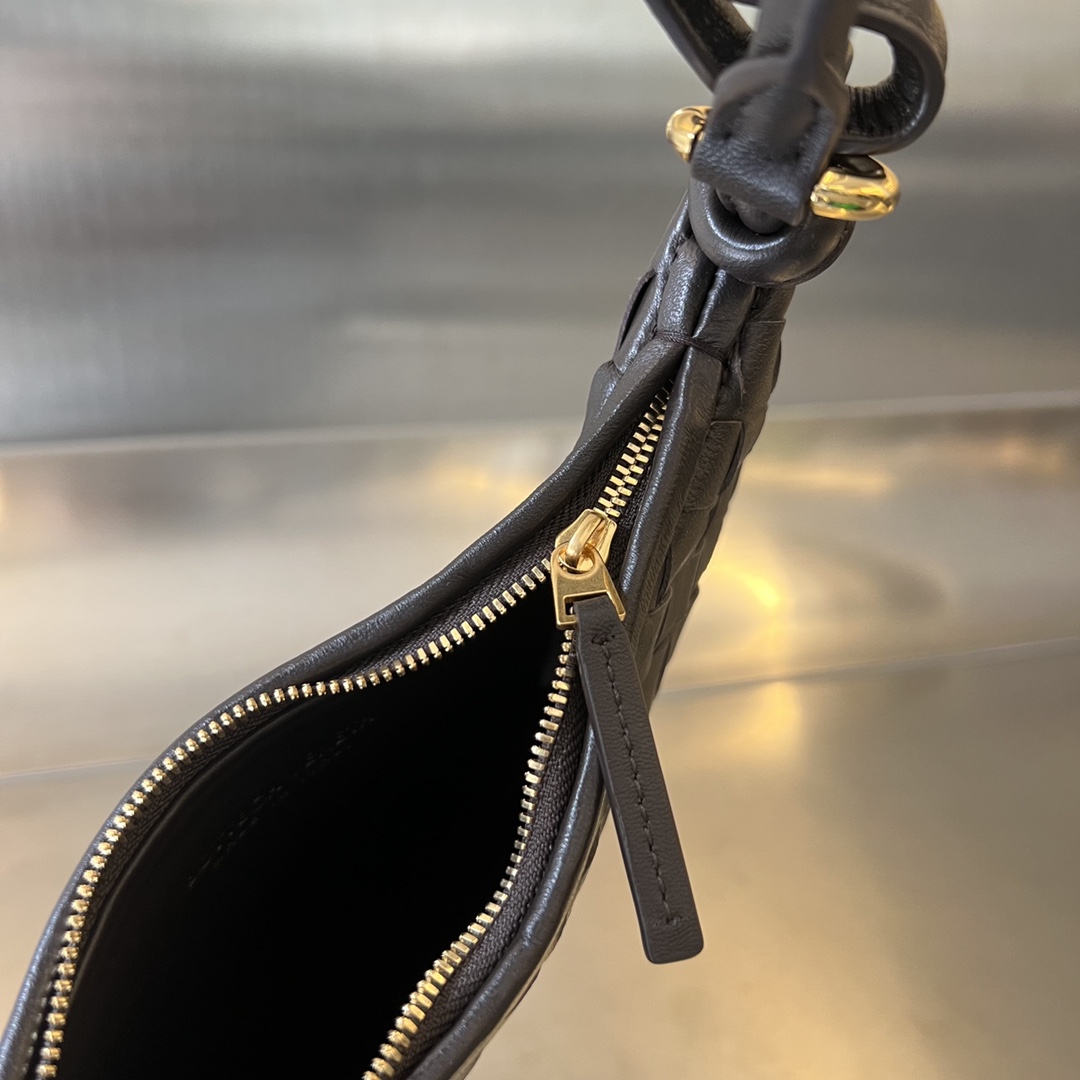 bo*te*ga Ve*ne*ta small gemelli