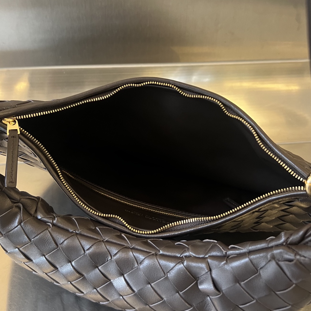 bo*te*ga Ve*ne*ta large gemelli