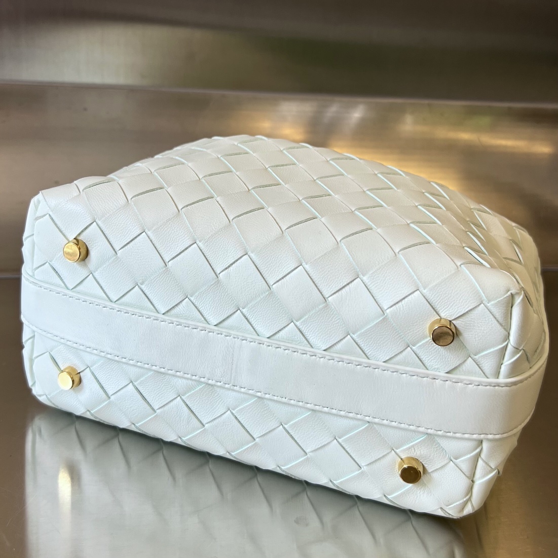 bo*te*ga Ve*ne*ta mini wallace