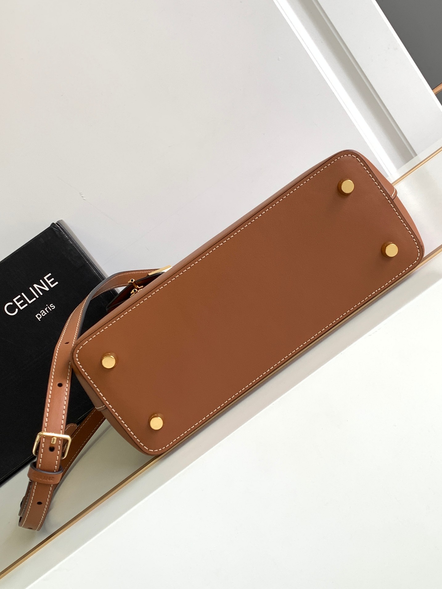 Ce**e teen Ce**e conti bag in natural calfskin