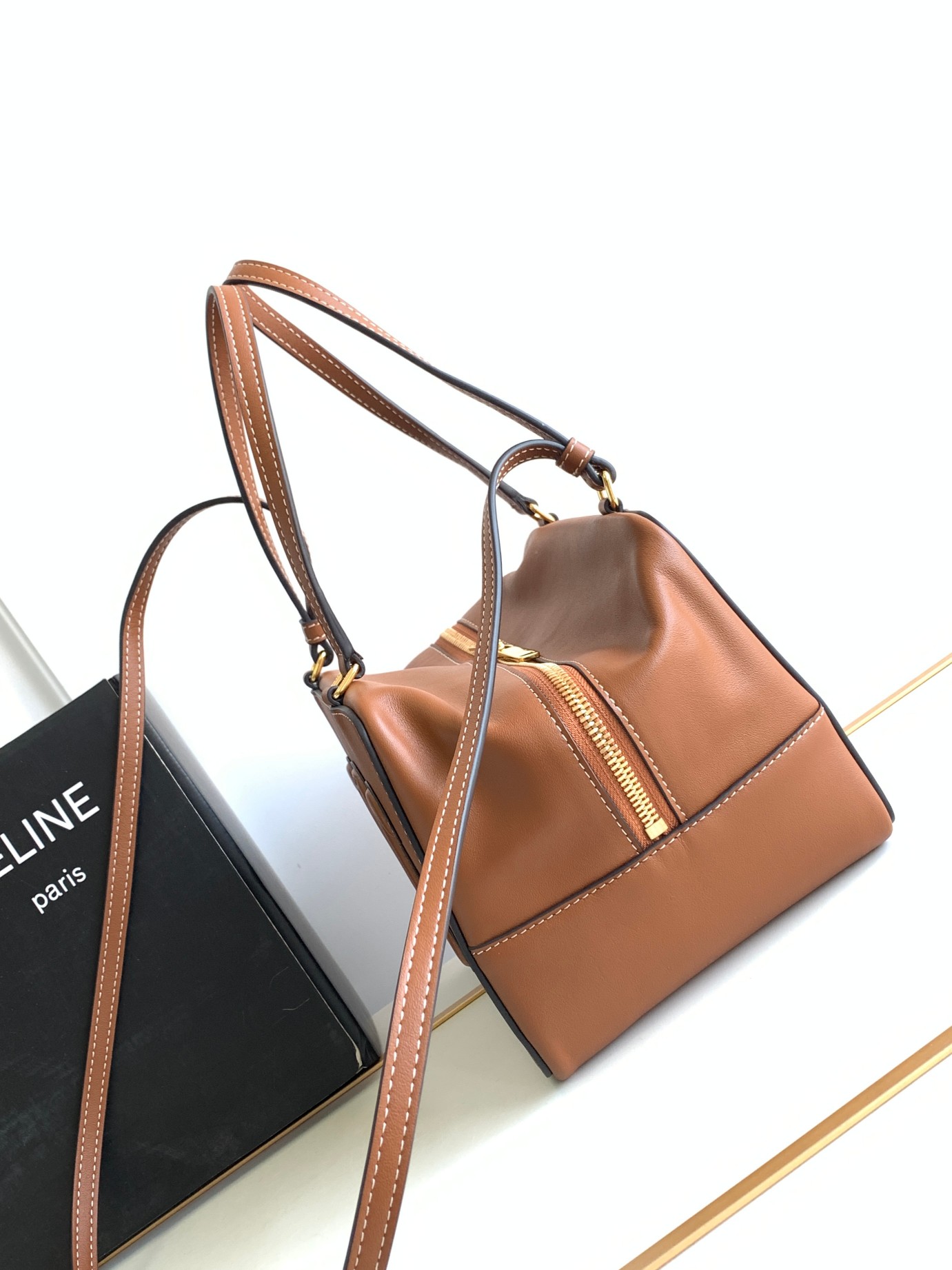 Ce**e folded cube bag in smooth calfskin