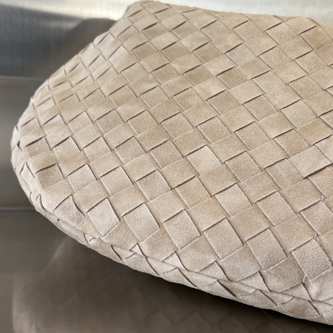 bo*te*ga Ve*ne*ta small jodie