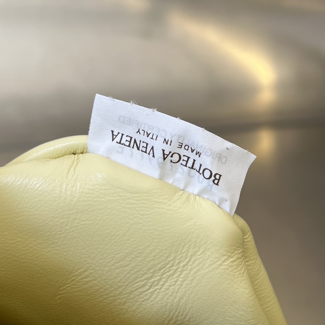 bo*te*ga Ve*ne*ta small gemelli