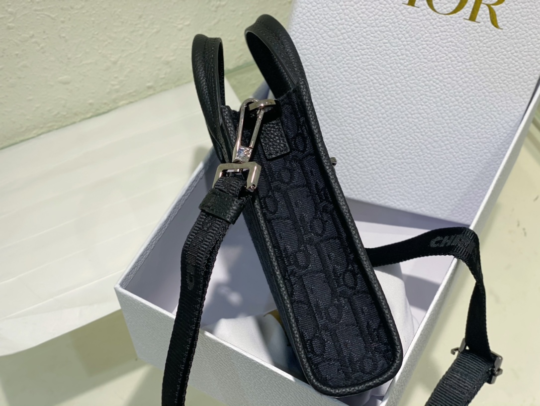 d*or safari N0*H-south mini