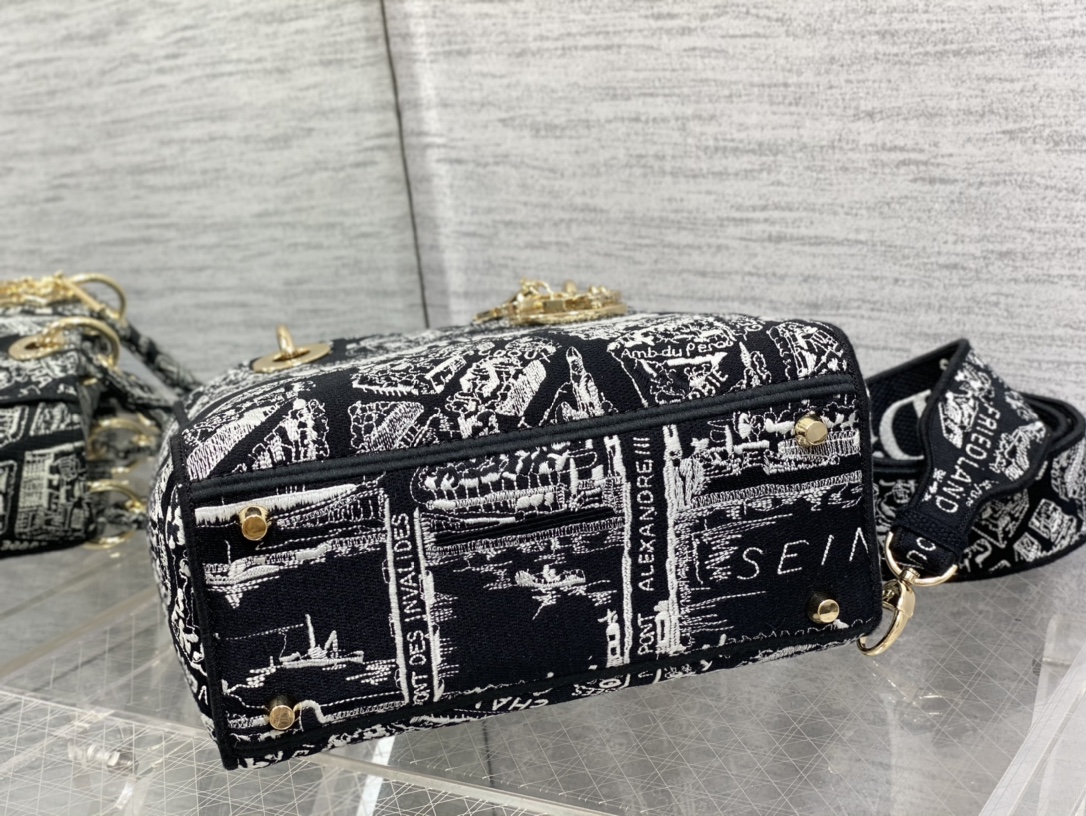 D*or medium lady d-lite bag