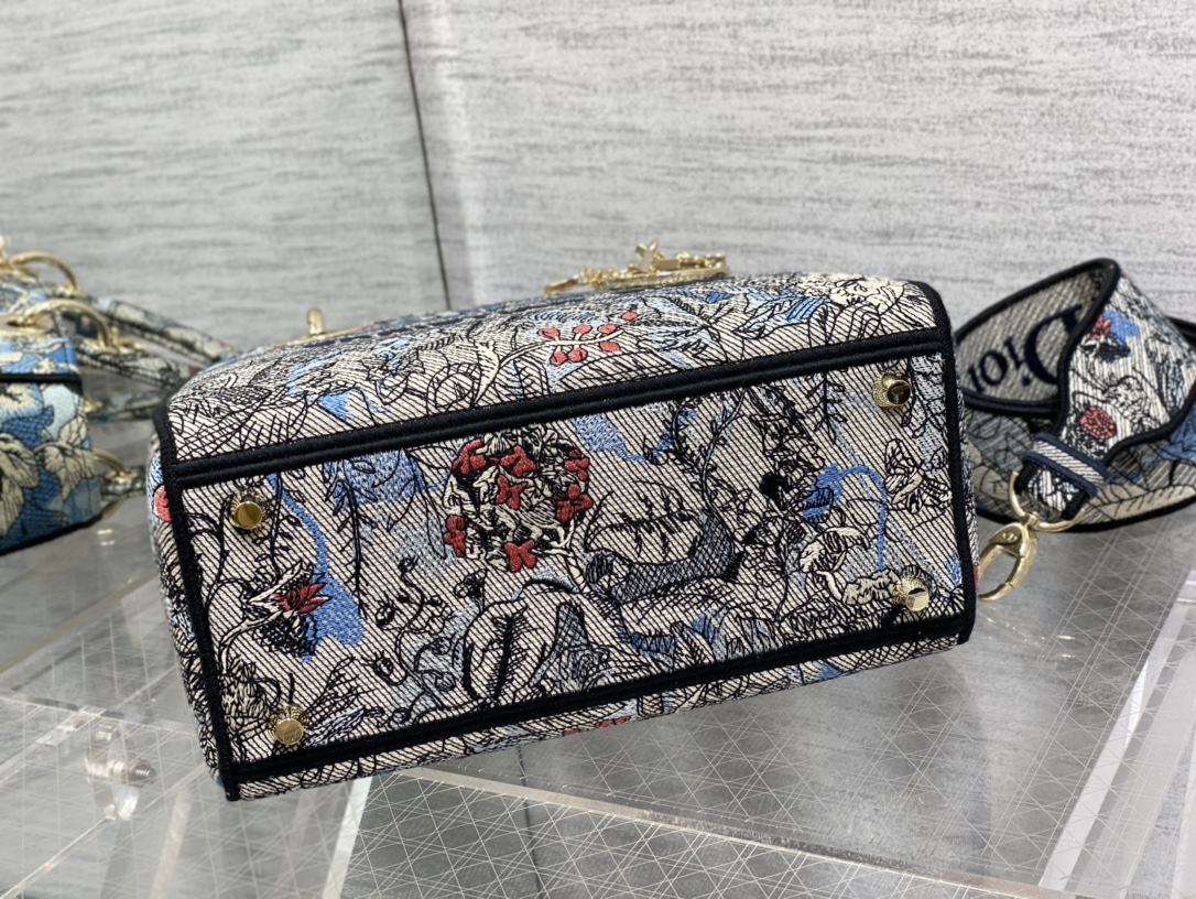 D*or medium lady d-lite bag