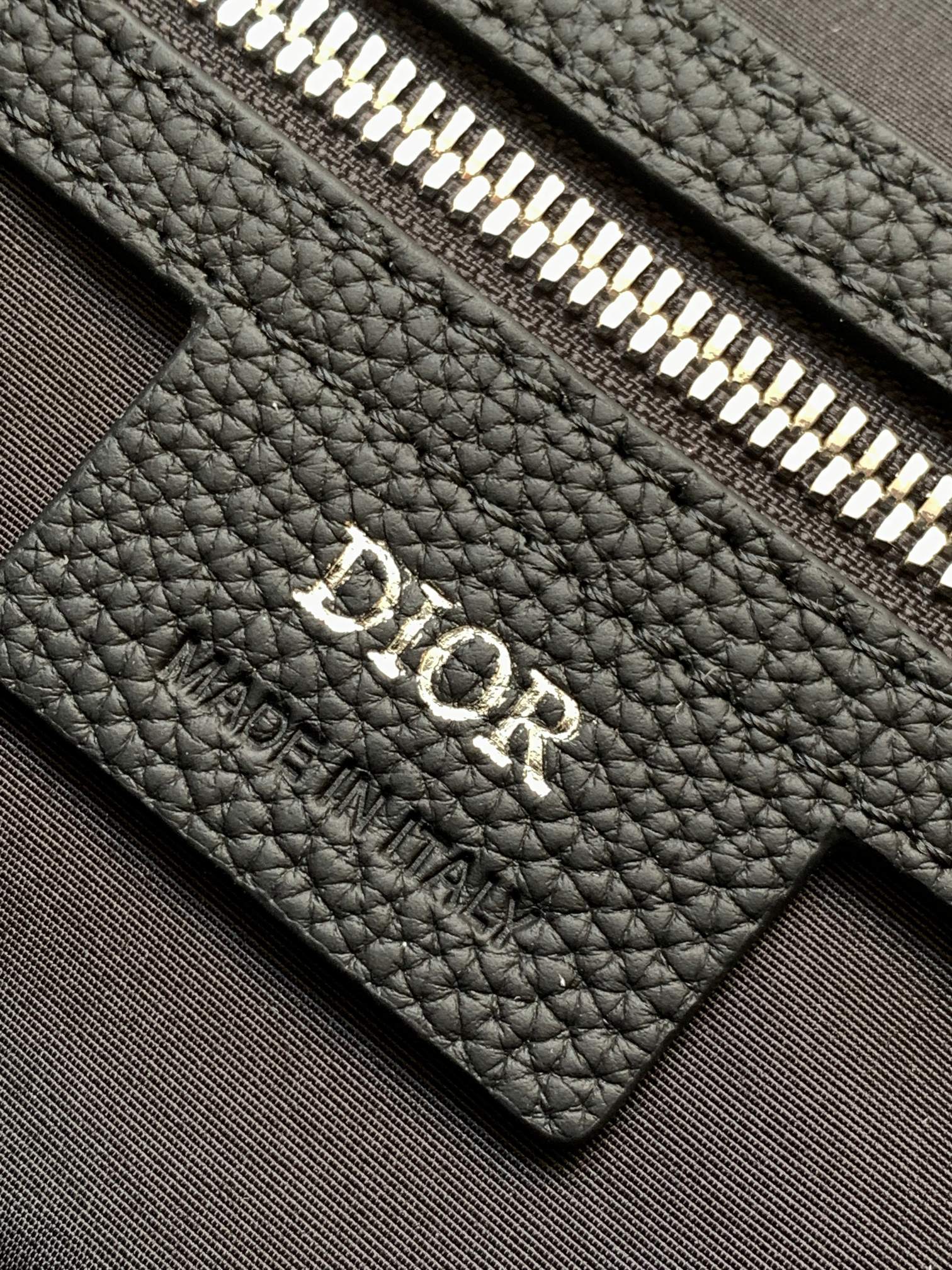 D*or saddle bag