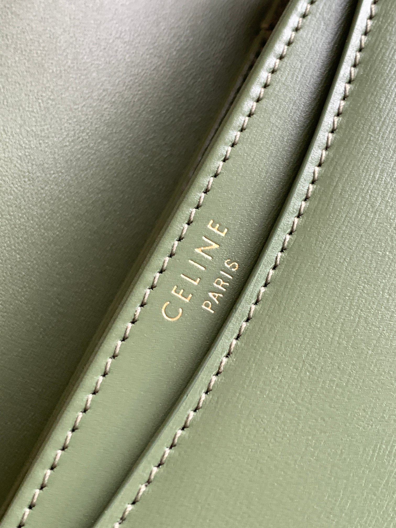 Ce**e teen besace triomphe