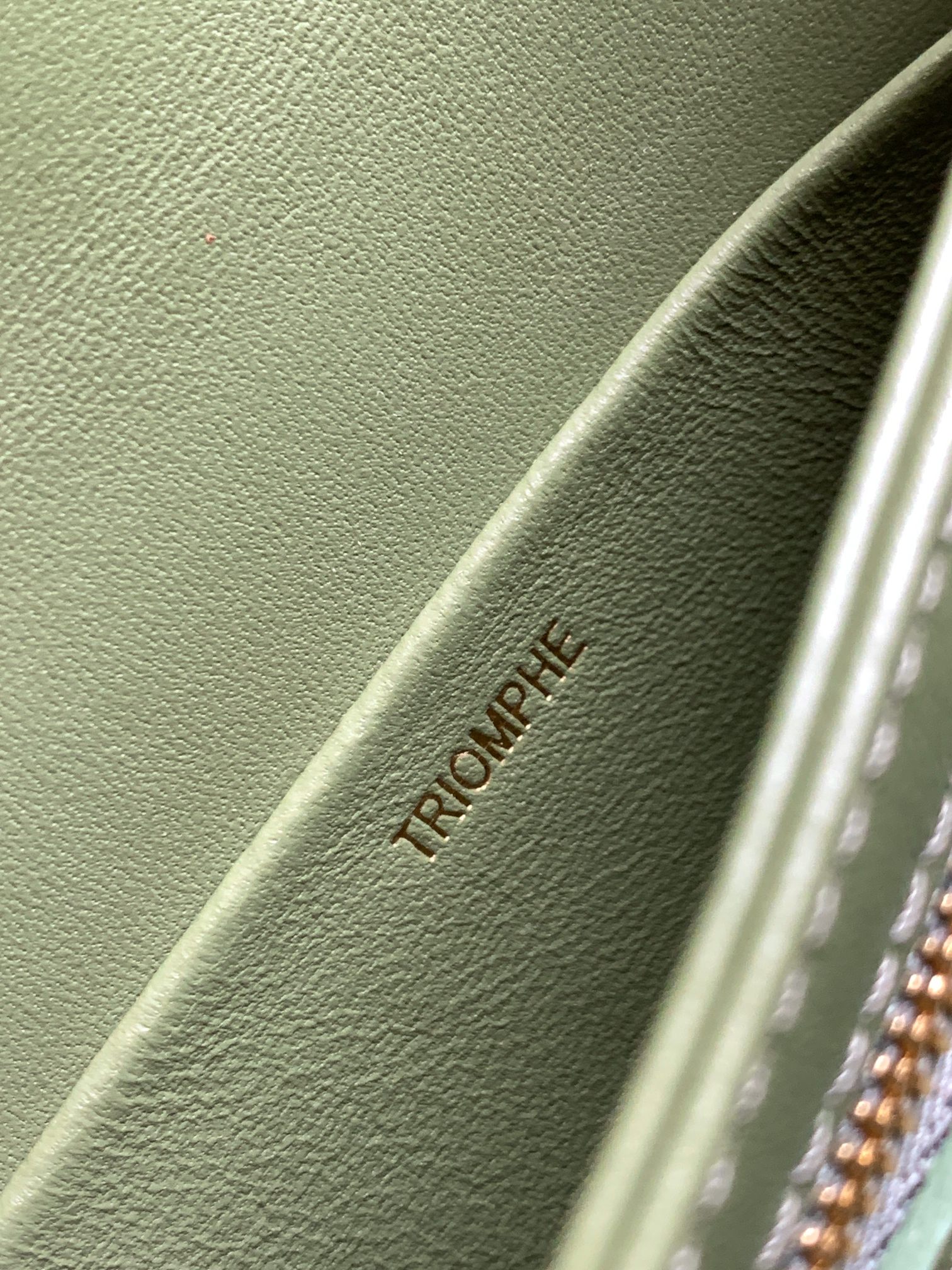 Ce**e teen besace triomphe