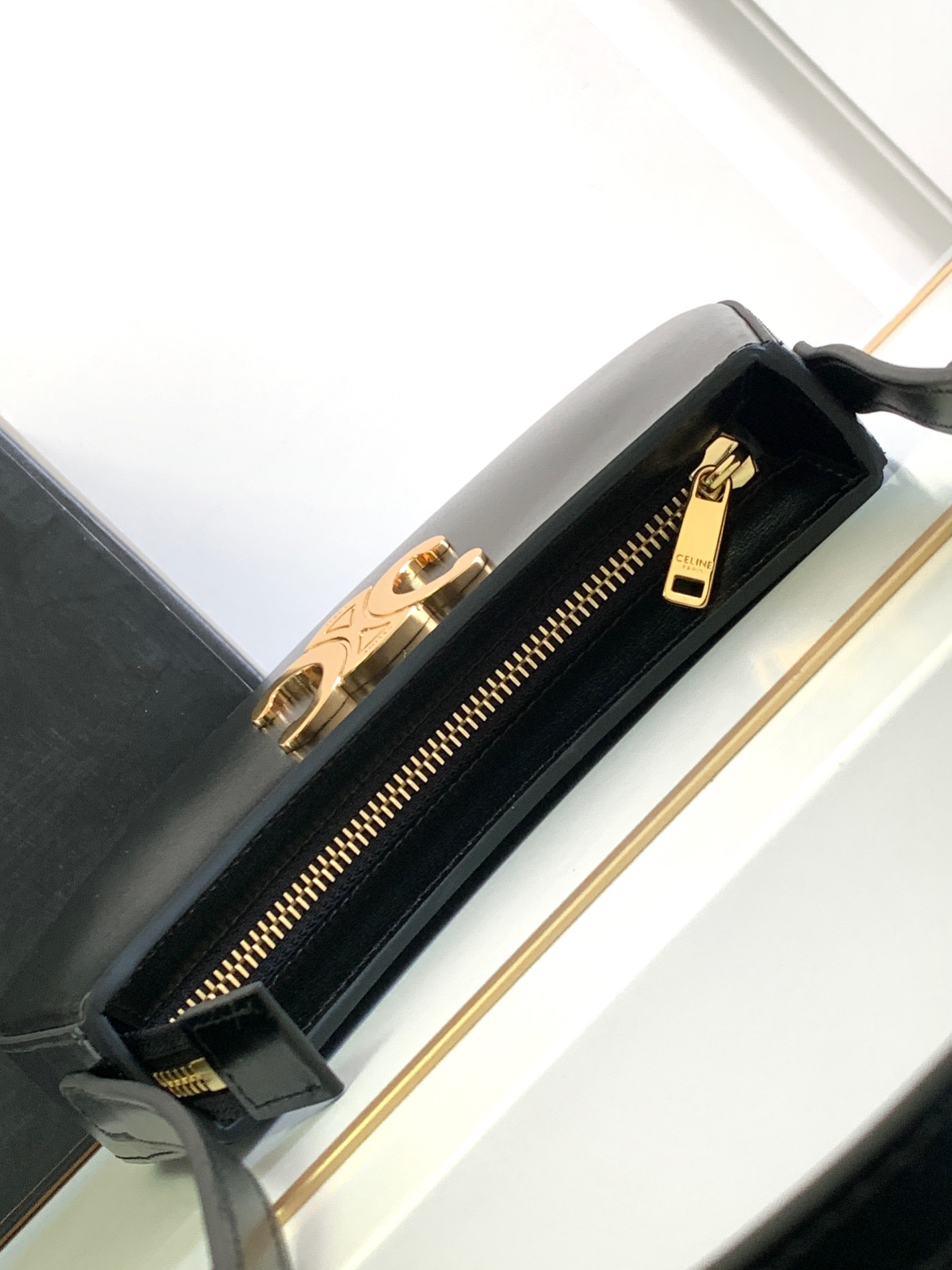 Ce**e medium tilly bag in shiny calfskin