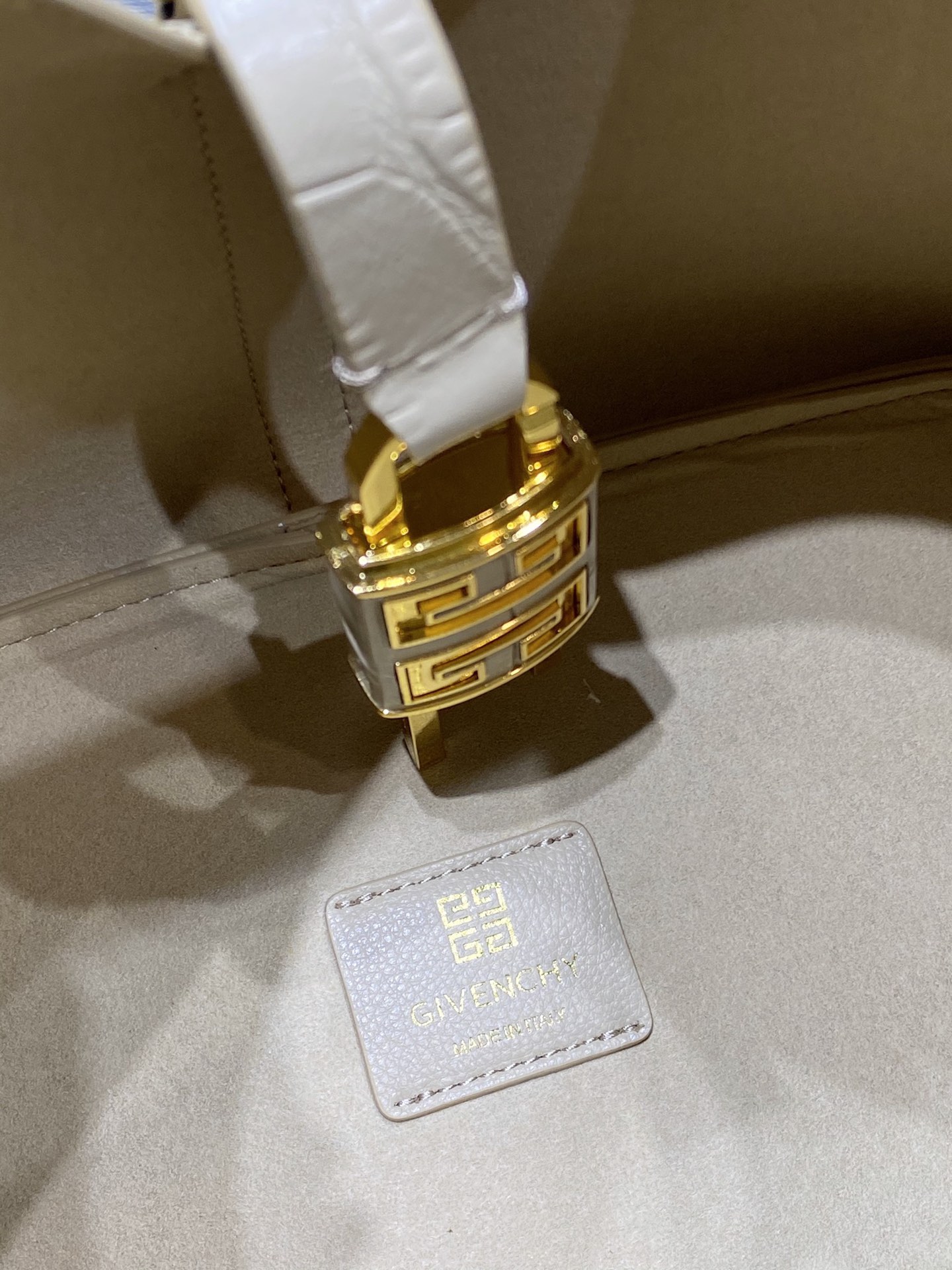 Givenchy G-Hobo  Medium