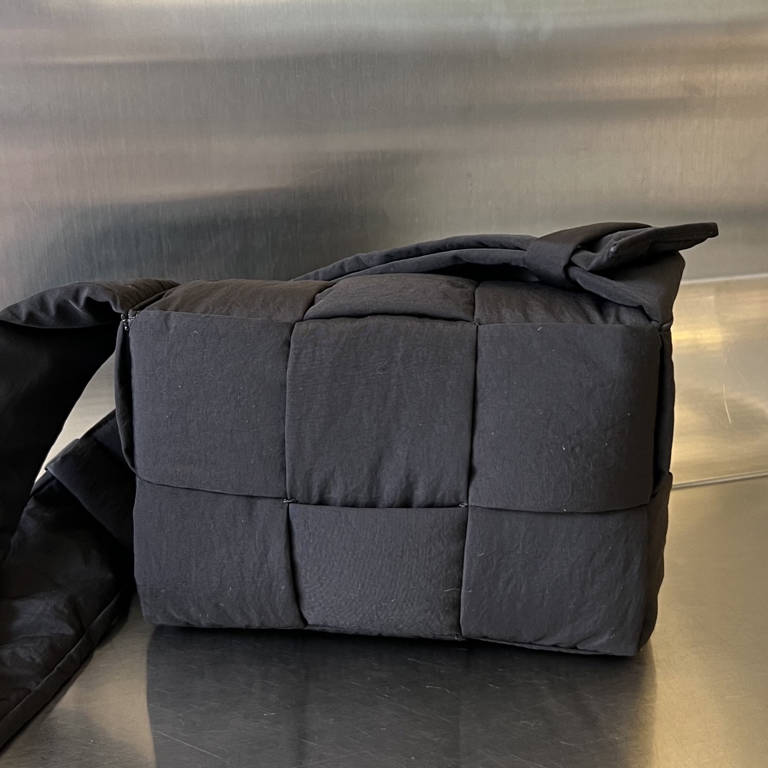 bo*te*ga Ve*ne*ta small padded tech cassette