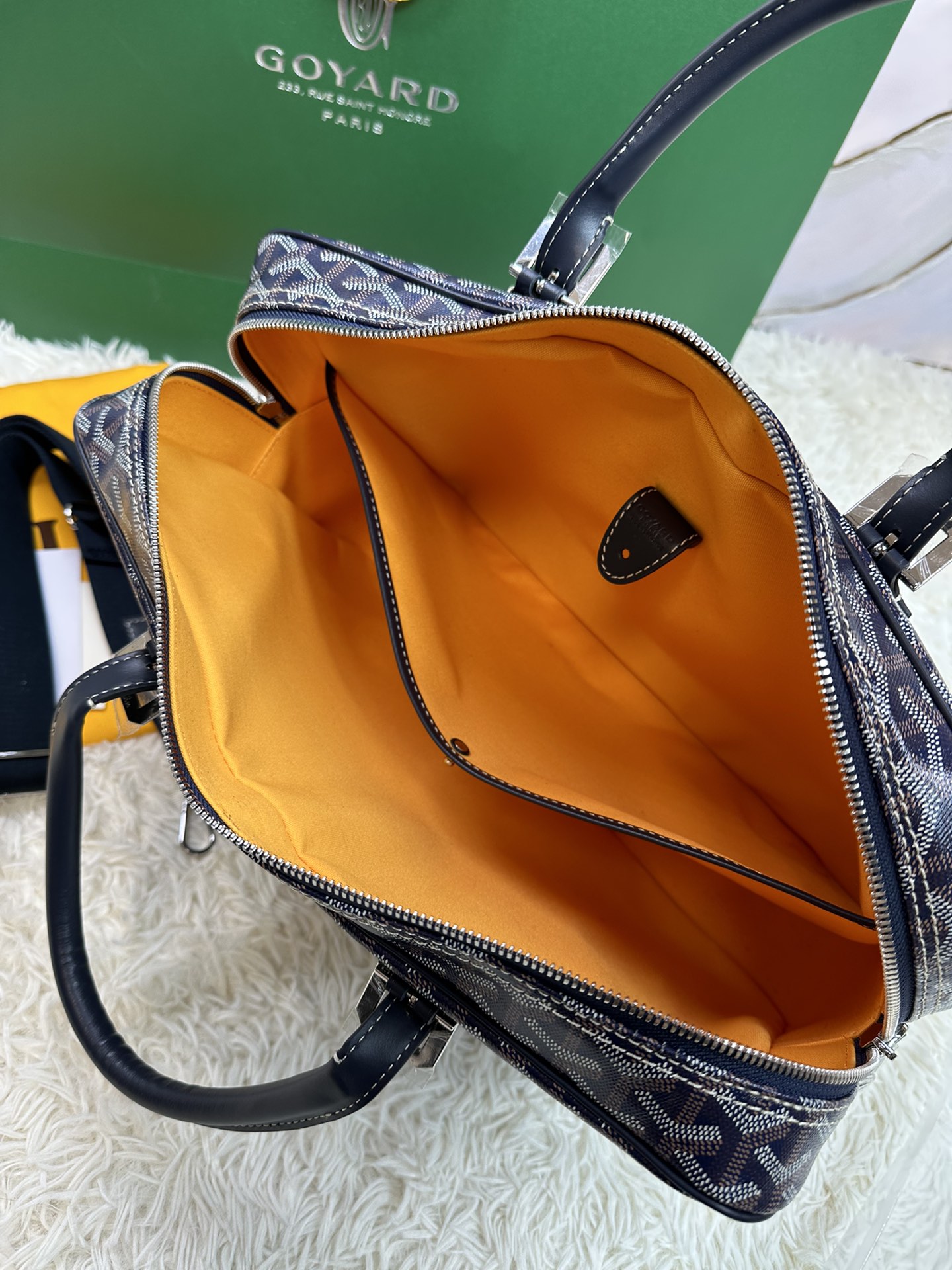 Go*ard ambassade mm document case