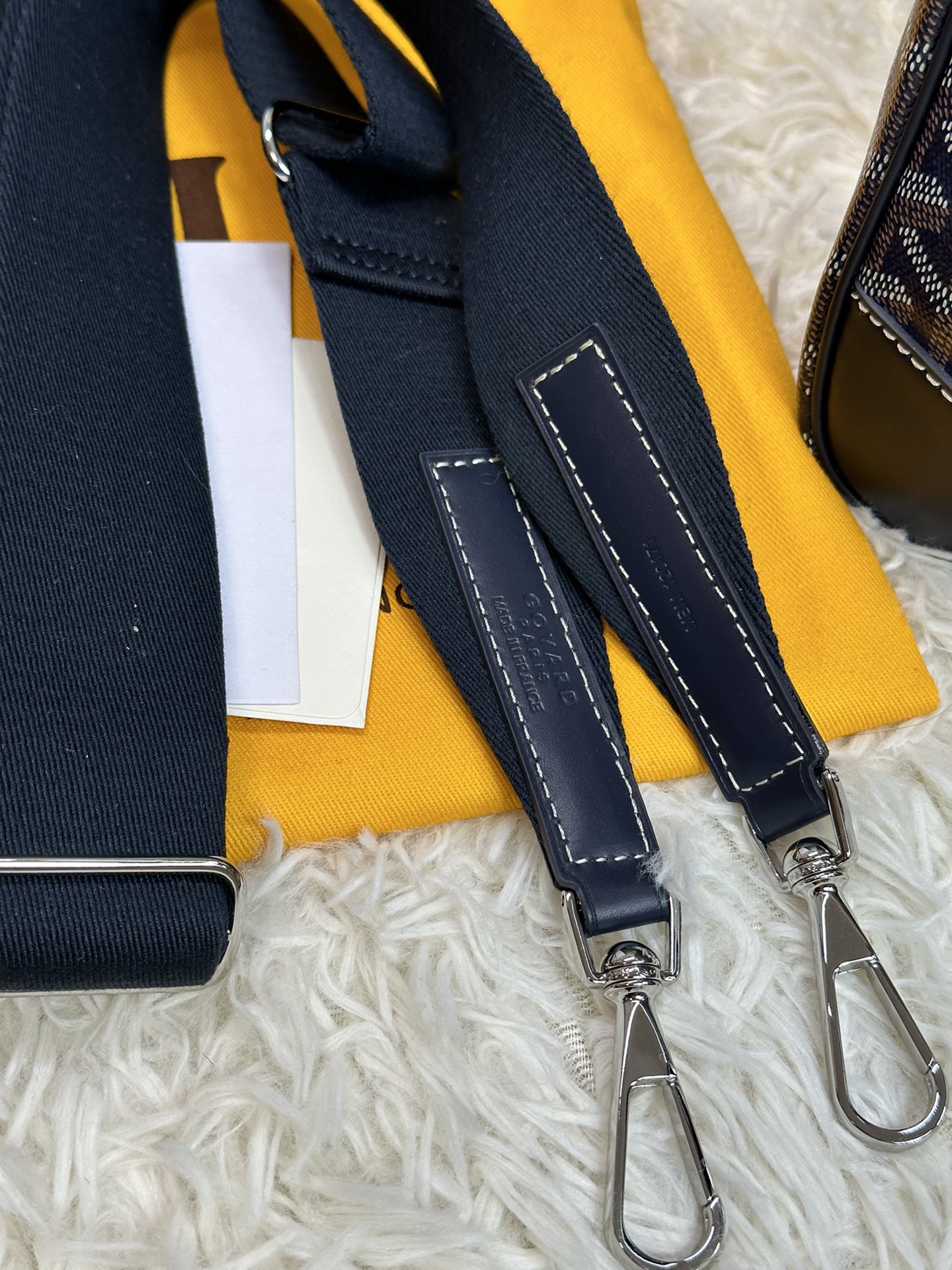 Go*ard ambassade mm document case