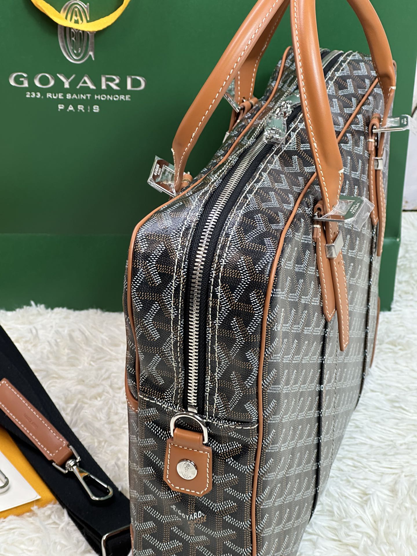 Go*ard ambassade mm document case