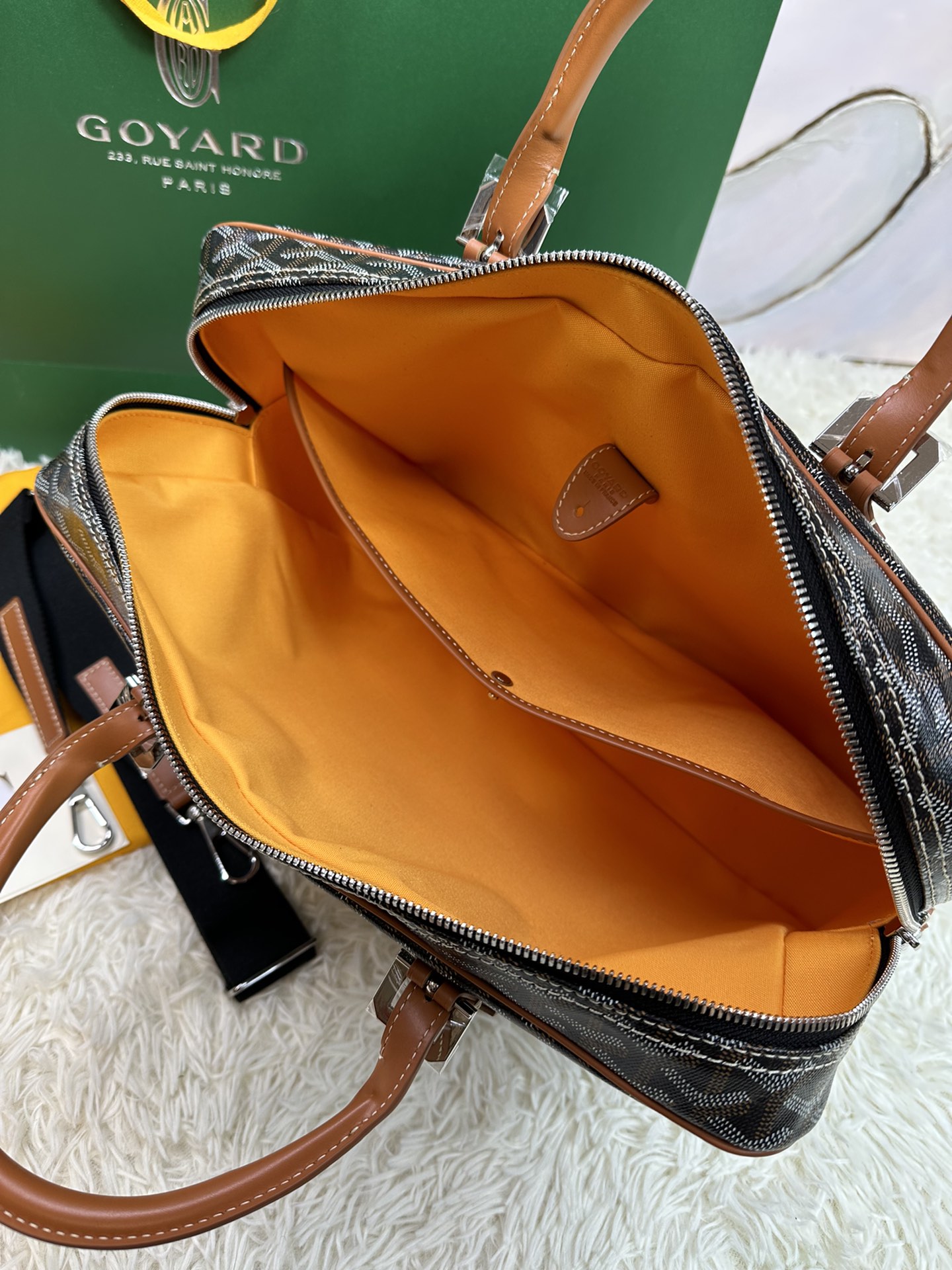 Go*ard ambassade mm document case