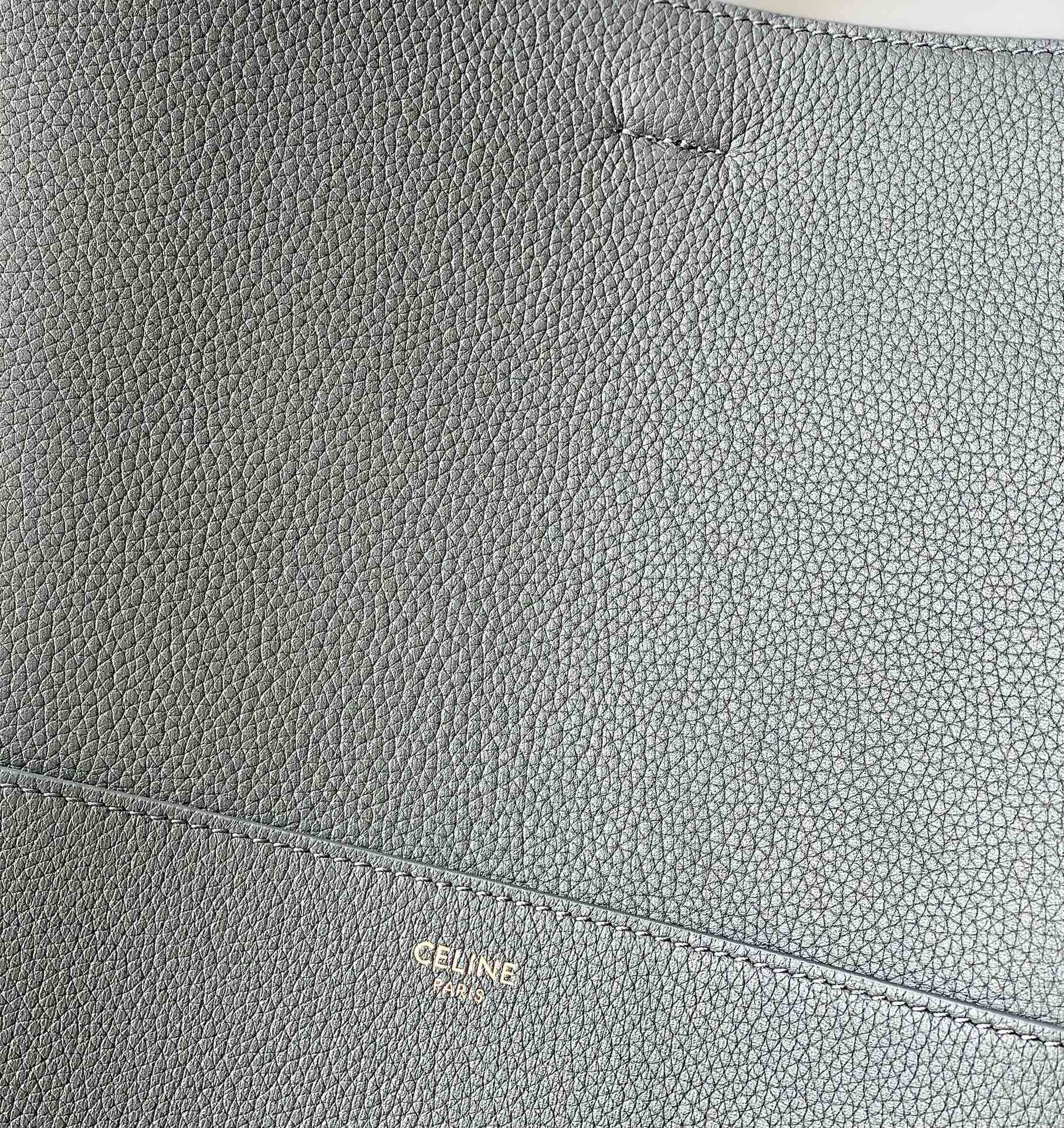 Ce**e sangle bucket bag