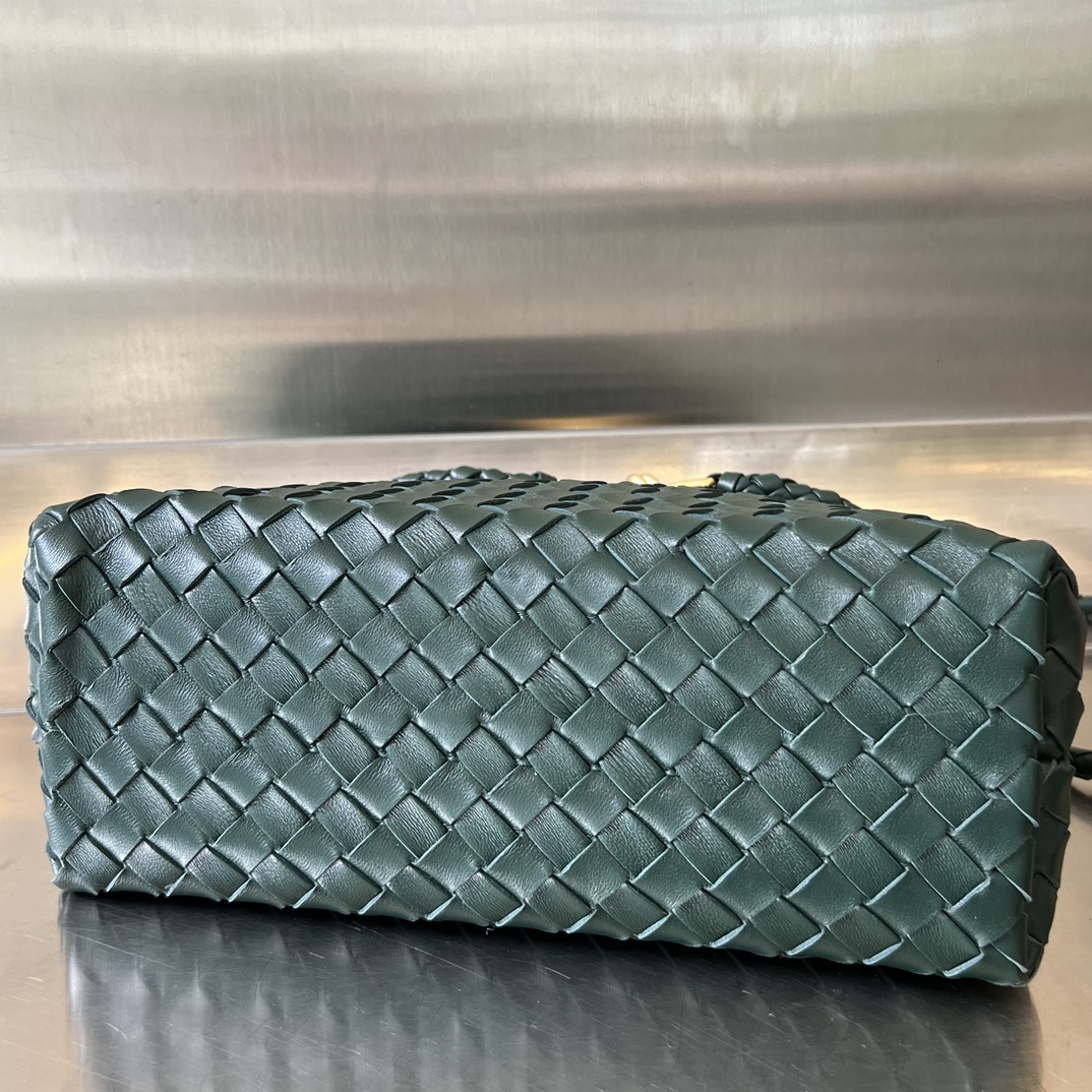 bo*te*ga Ve*ne*ta medium andiamo bag