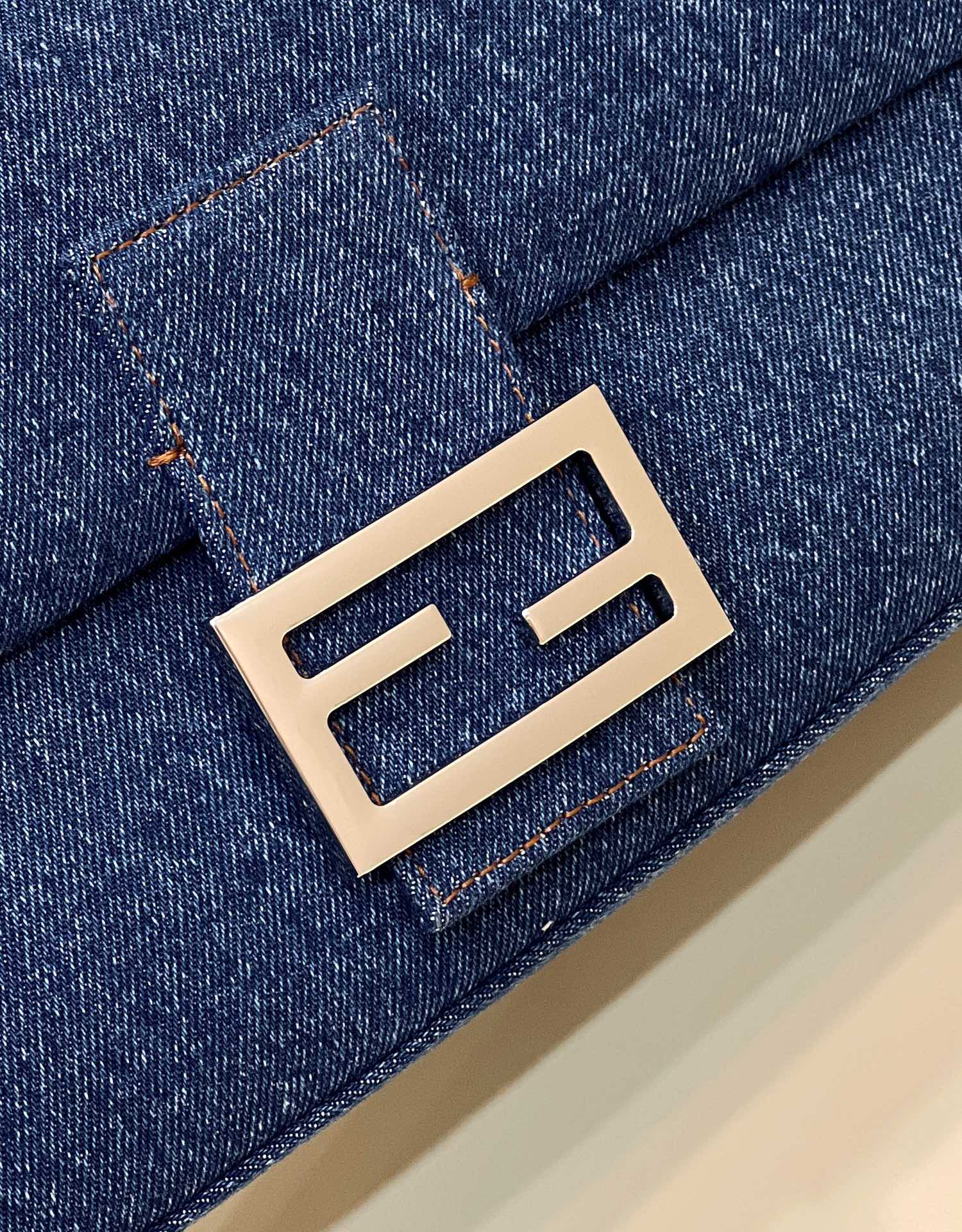 F**di baguette bag