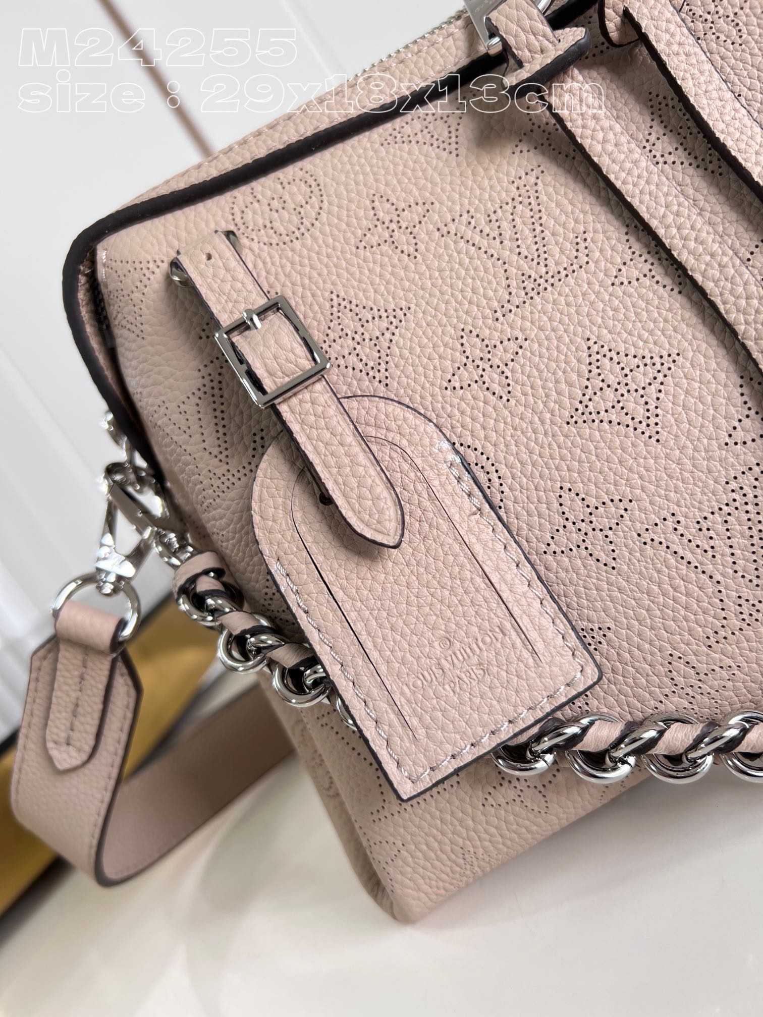 l**is V*t*n hand it all pm