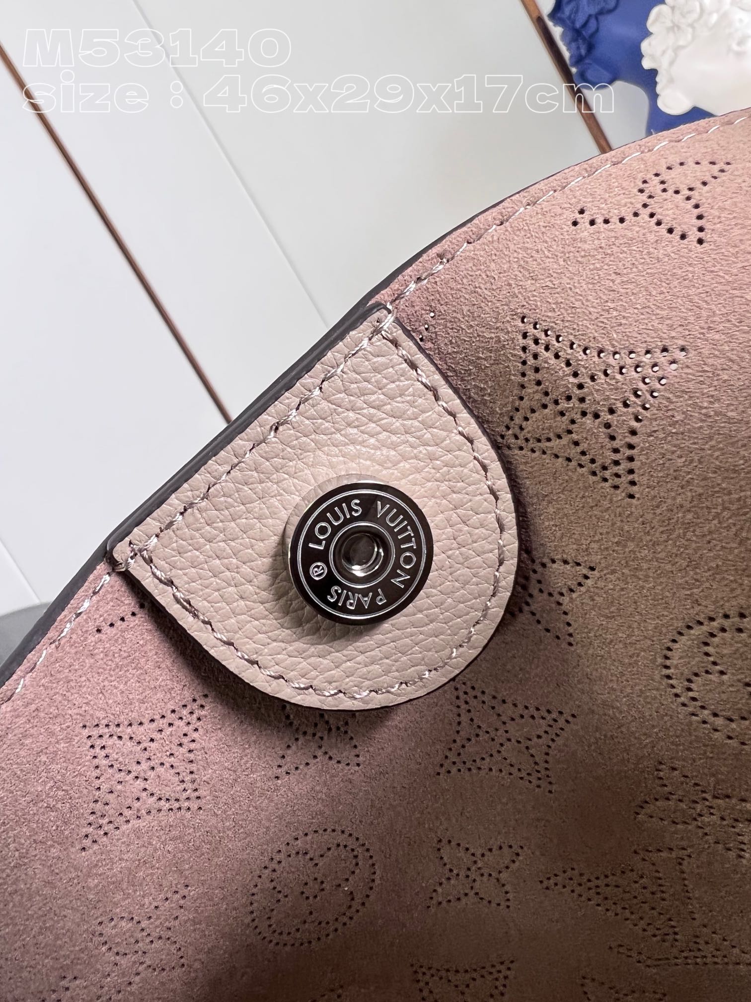 l**is V*t*n hina medium handbag