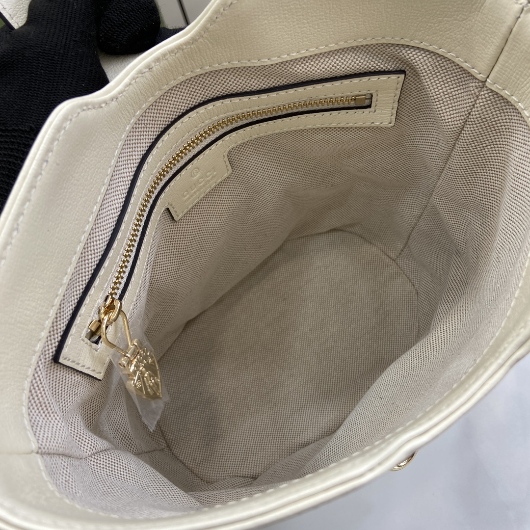 G*u*i mini bucket shoulder bag