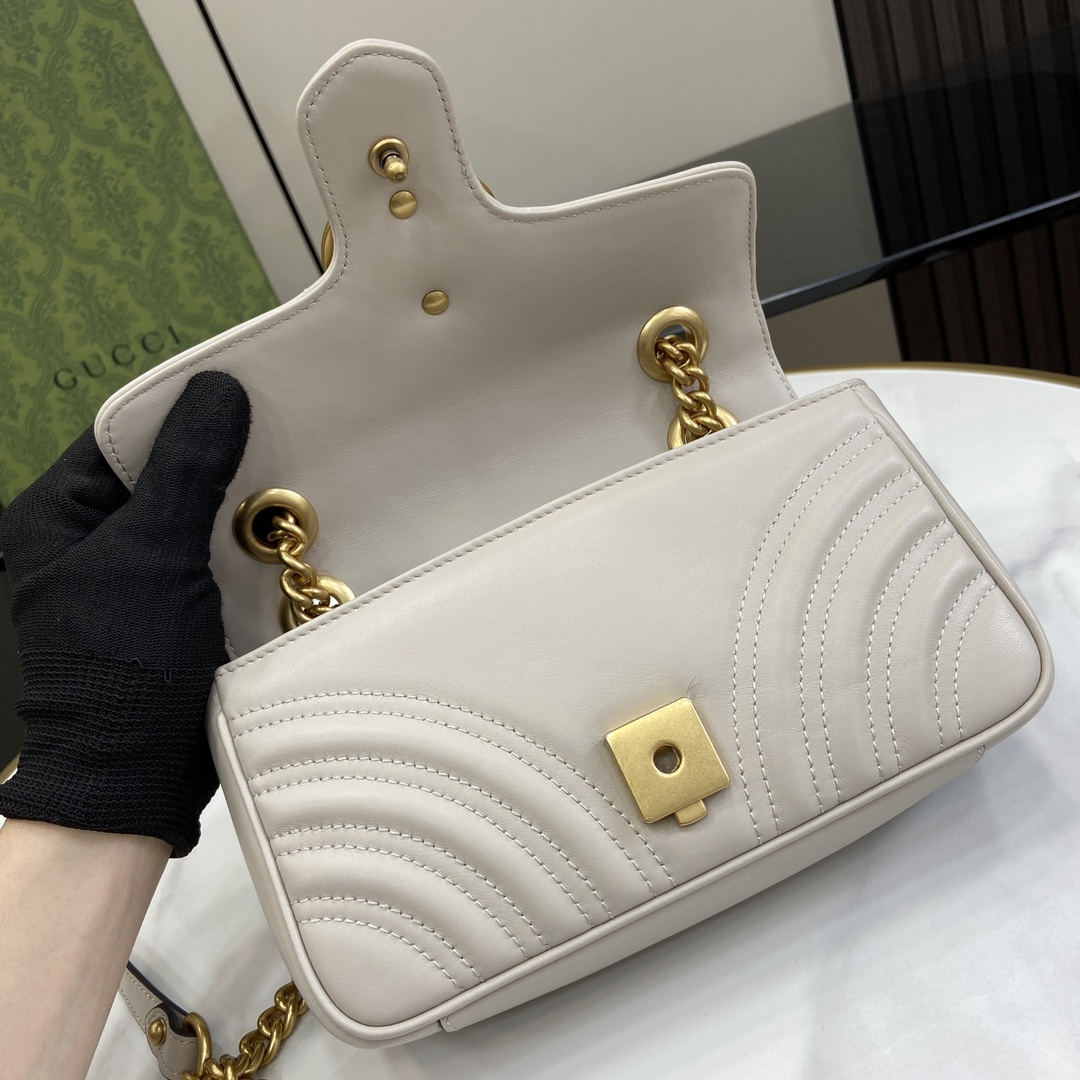 G*u*i gg marmont mini shoulder bag