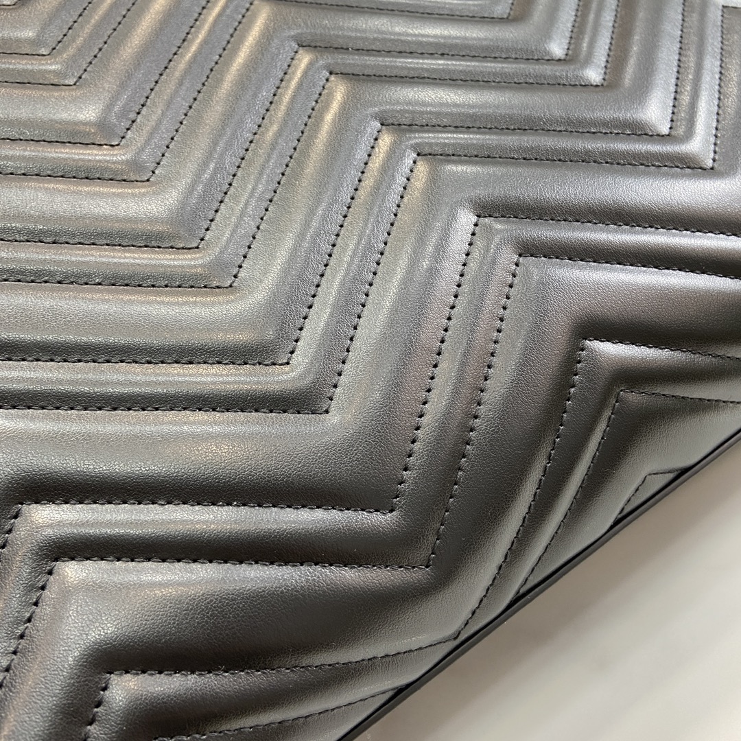 G*u*i gg marmont medium tote