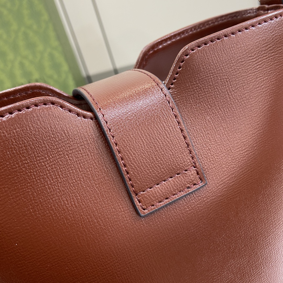 G*u*i mini bucket shoulder bag