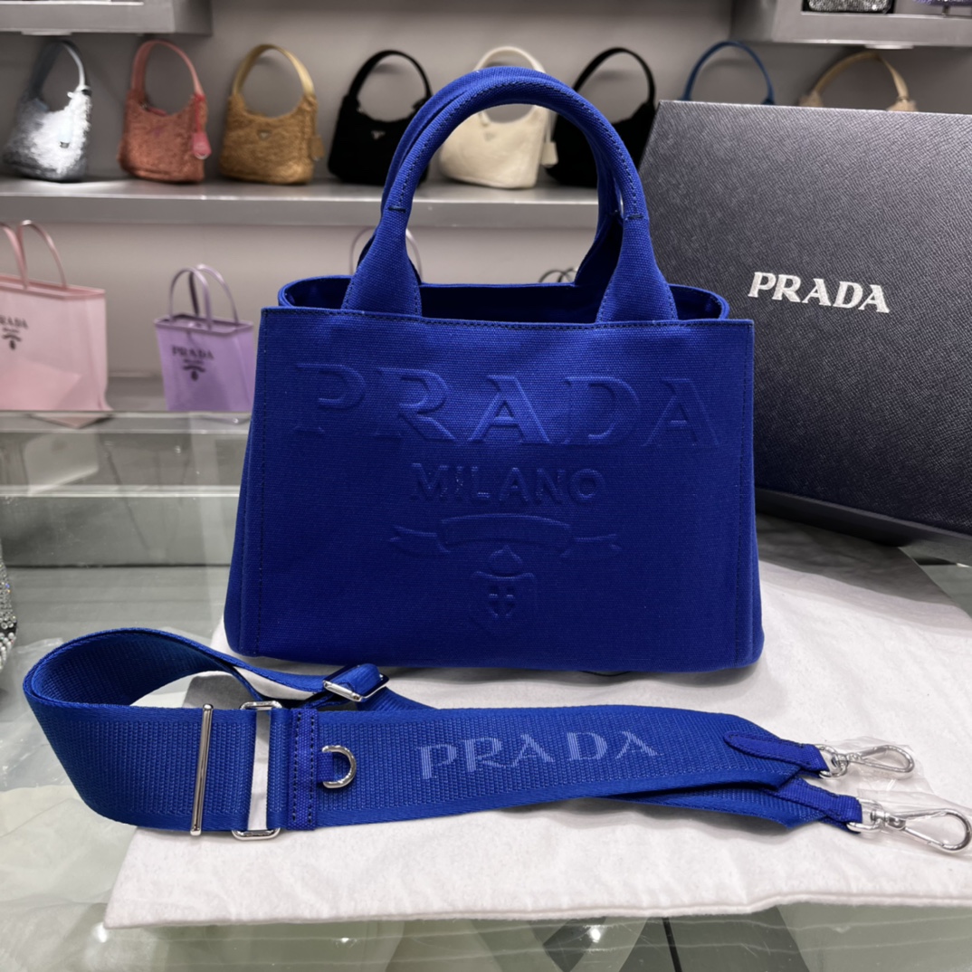 Pra*a canapa tote bag