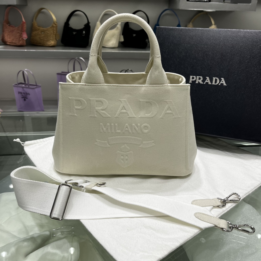 Pra*a canapa tote bag