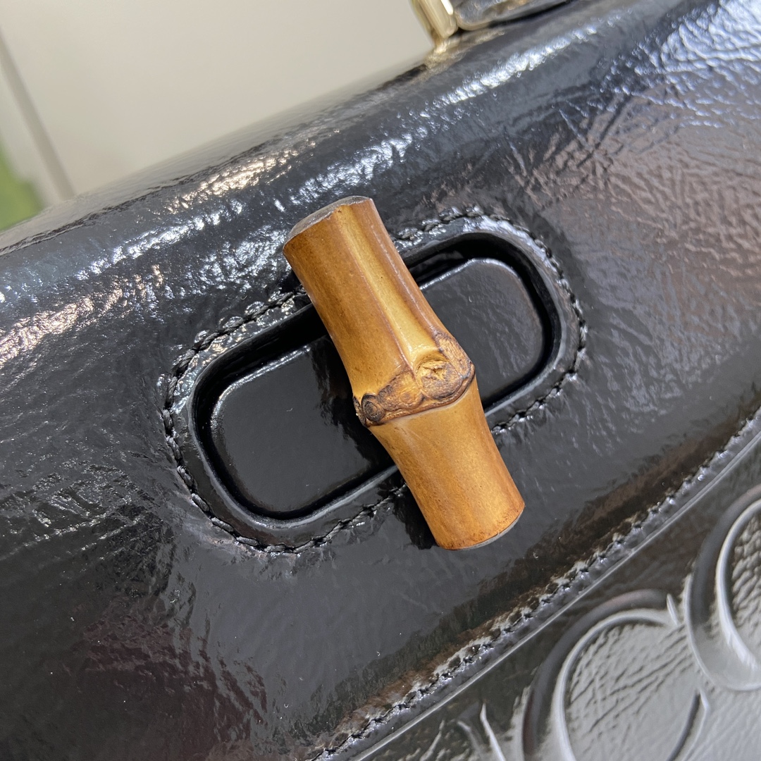 G*u*i bamboo 1947 bag