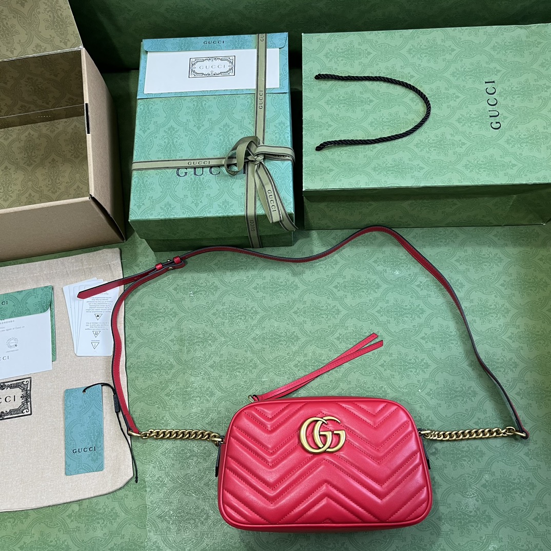 G*u*i marmont small matelassé shoulder bag