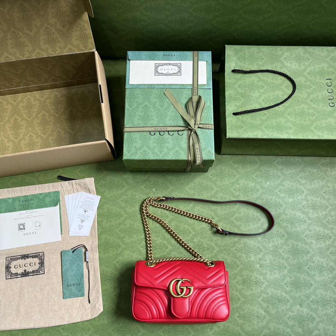 G*u*i gg marmont mini shoulder bag