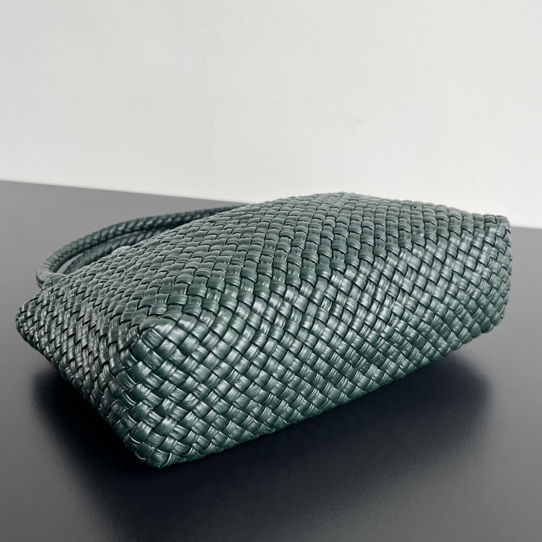 bo*te*ga Ve*ne*ta bv tosca shoulder bag