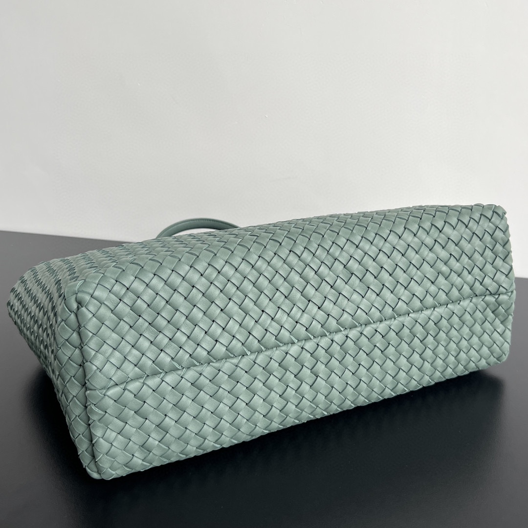 bo*te*ga Ve*ne*ta cabat large bag